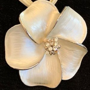 Floral Pedal Necklace